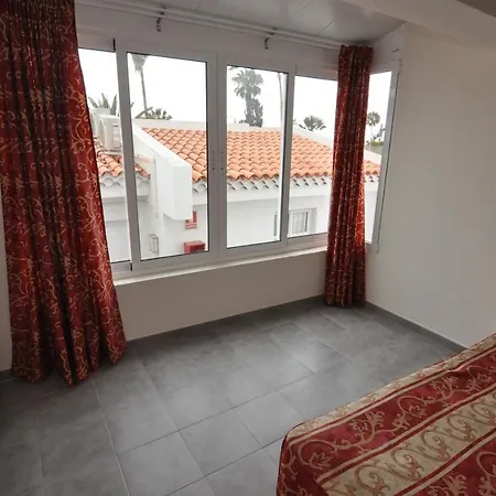 Bungalow In Island Village 阿德耶